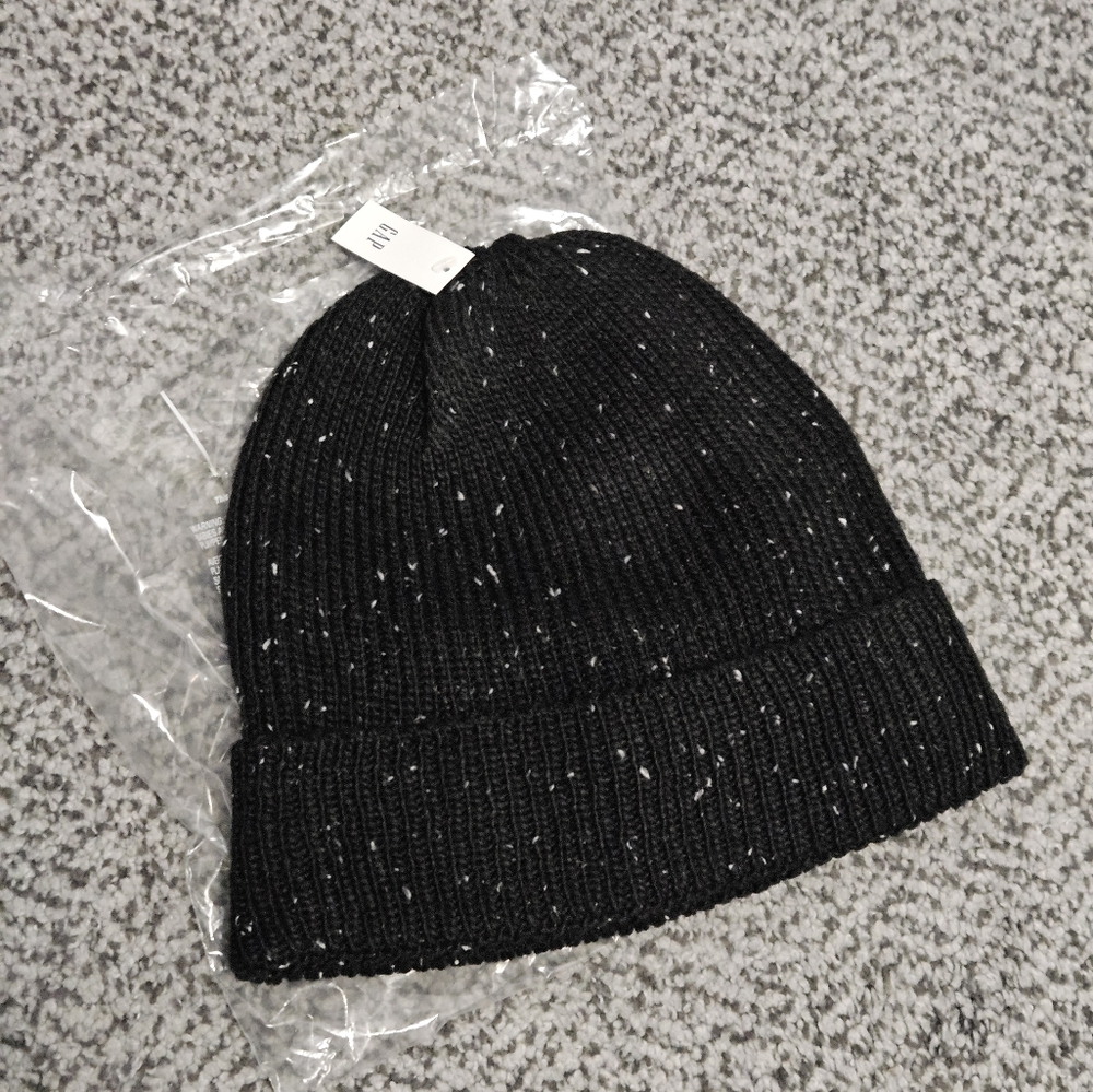 NWT: Mens GAP Beanie - OS